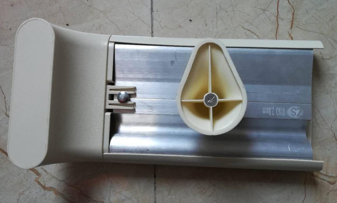 Hospital PVC Handrail with Aluminum Insert Wall Protection System